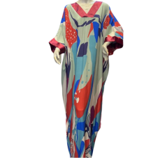 Robe colorée à motifs