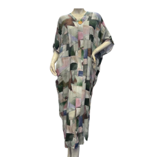 Robe colorée à motifs