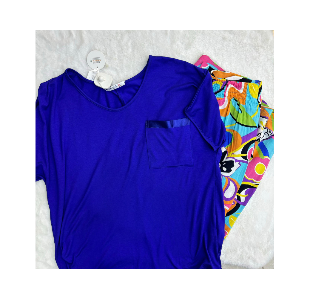 Pyjama haut bleu pantalon imprimé