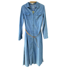 Robe en jean avec sa ceinture