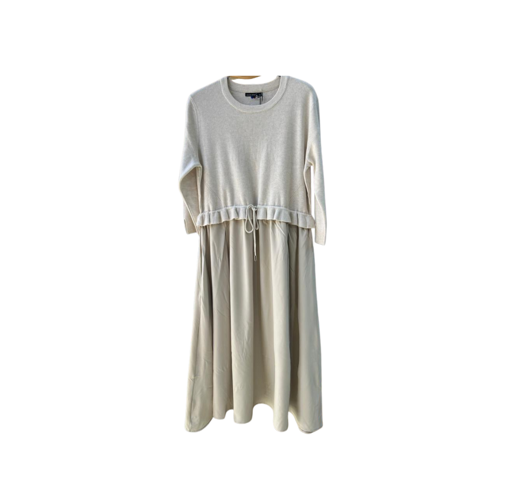 Robe noire d’hiver beige 