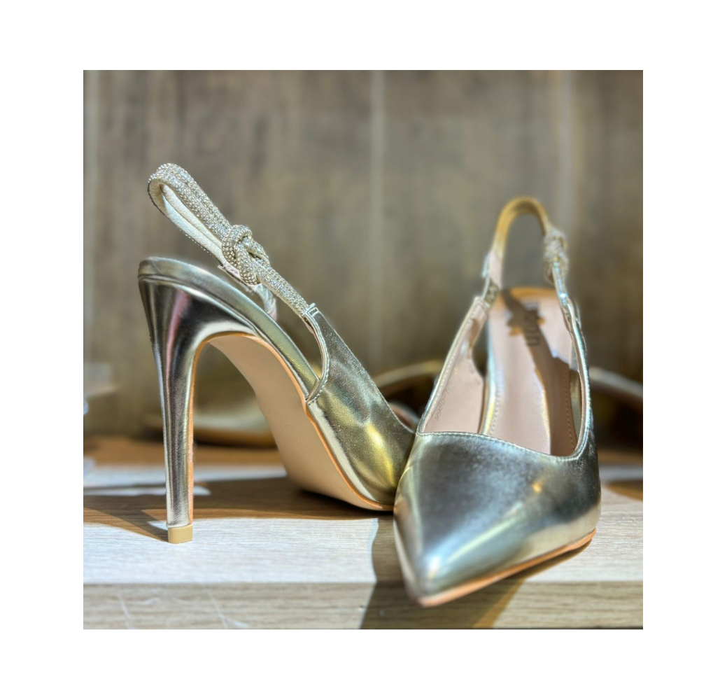 Sandales doré talon aiguille – Les Jolies Shoes