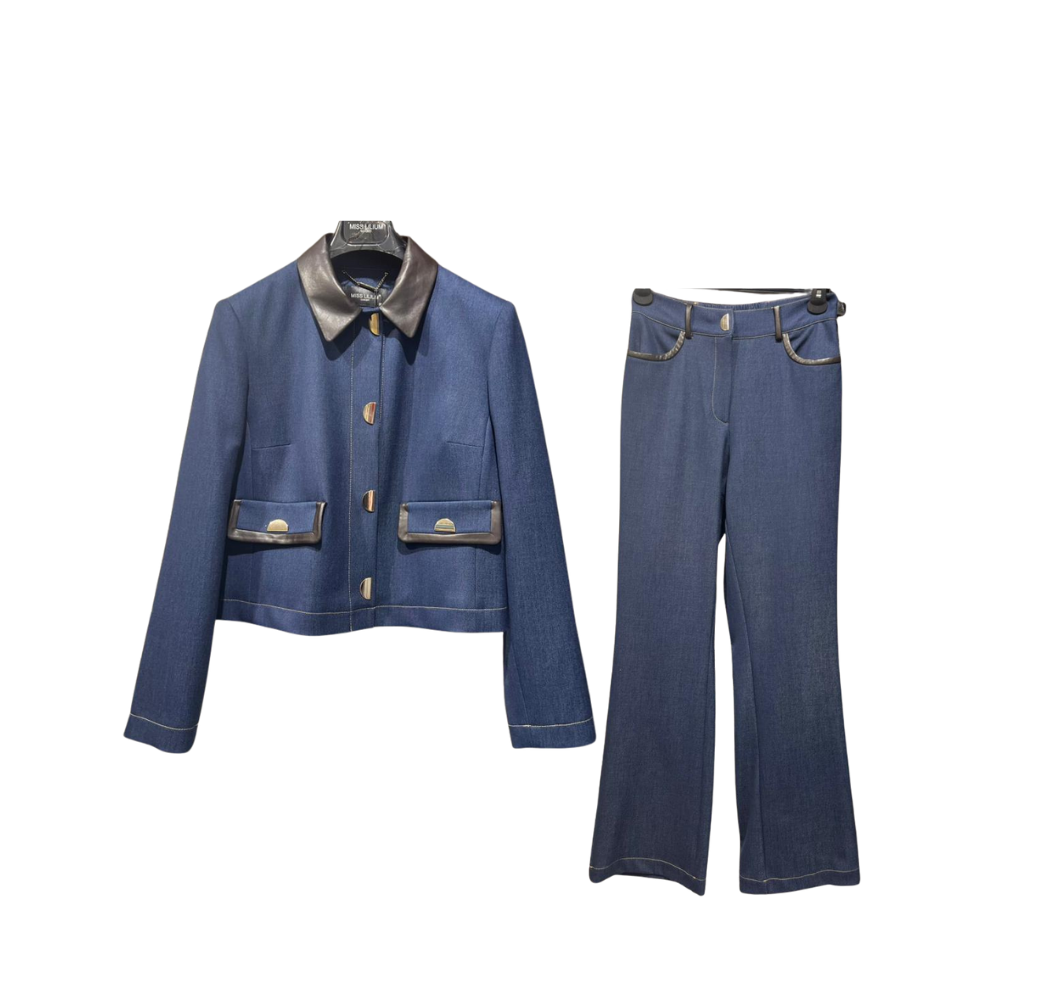 Veste en jean avec son pantalon 