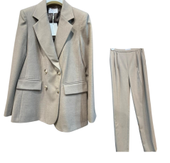 Ensemble classique beige