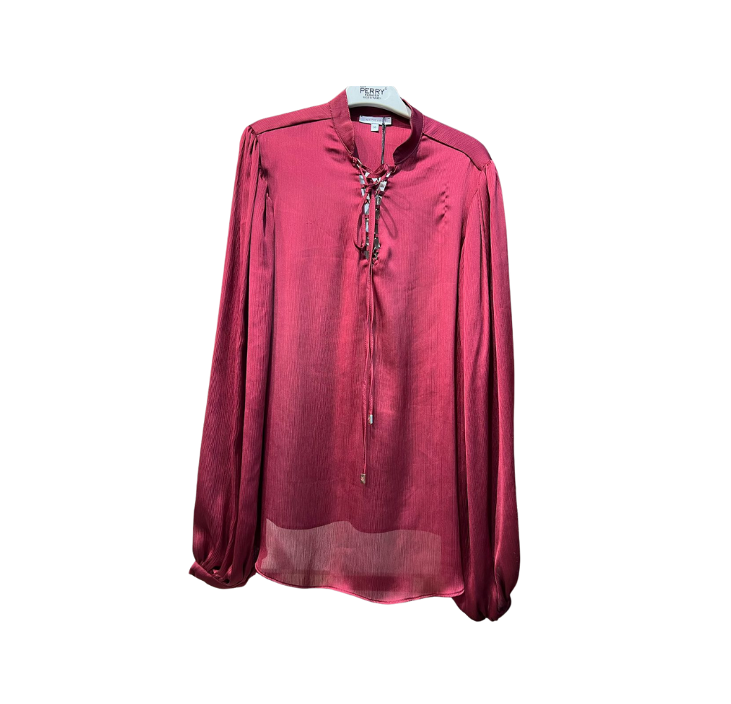 Chemise rouge en soie